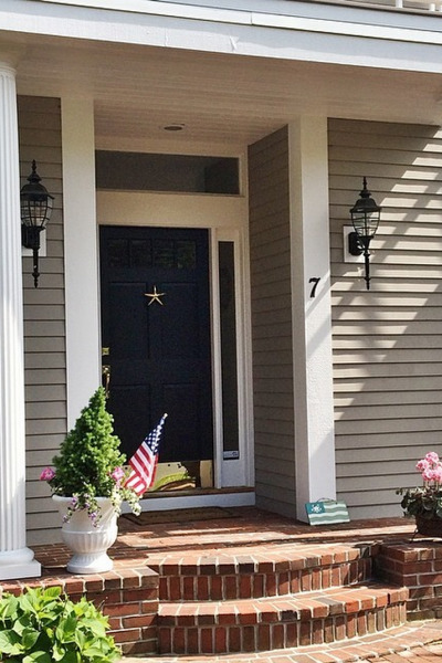 Cape Cod Front Door