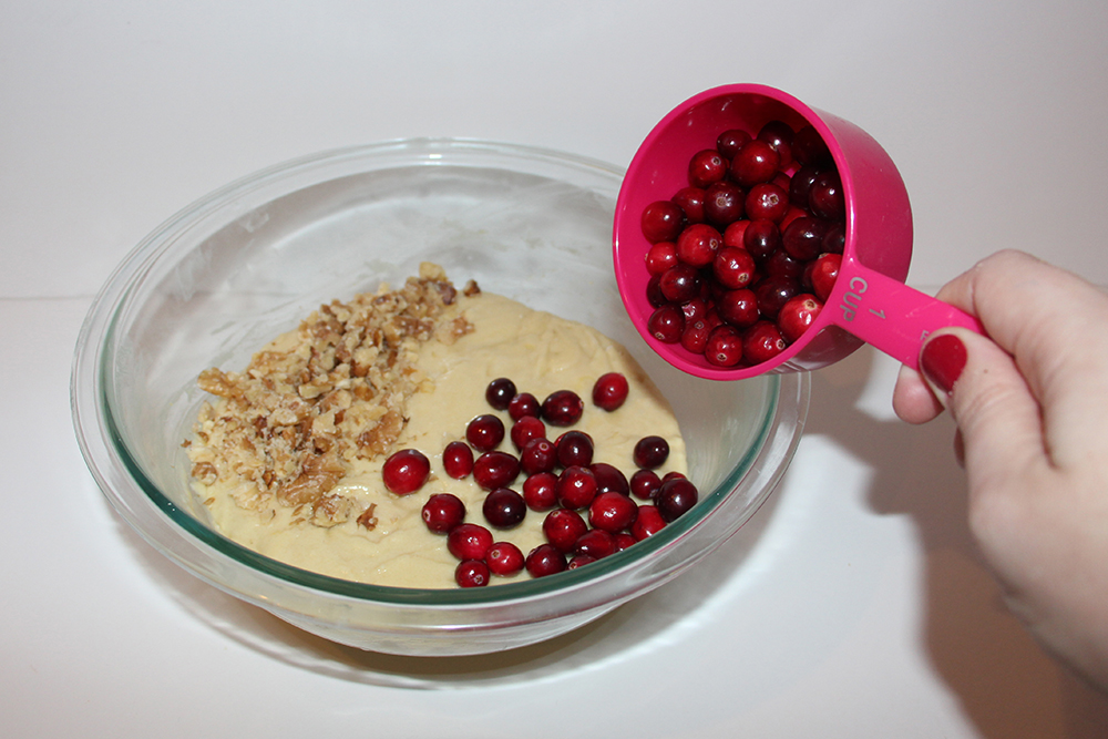 Cranberry Nut Bread 04