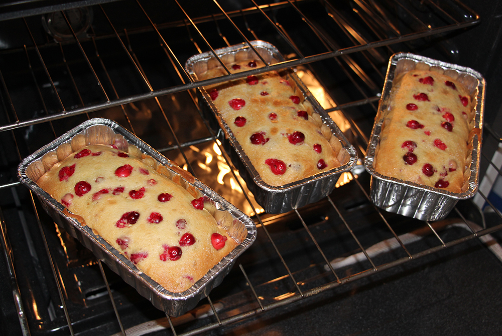 Cranberry Nut Bread 06