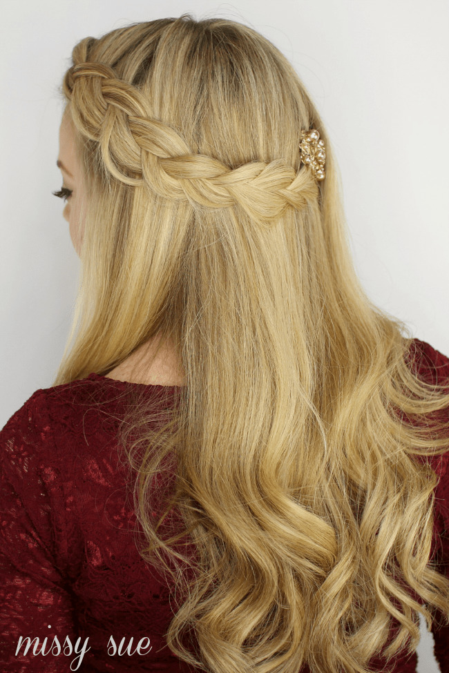 Melissa Cook of Missy Sue Blog - dutch-headband-braid-missy-sue
