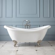 Soaking Clawfoot Tub
