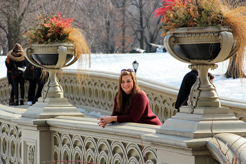 Callina Nadia Pullover in Claret on Bow Bridge