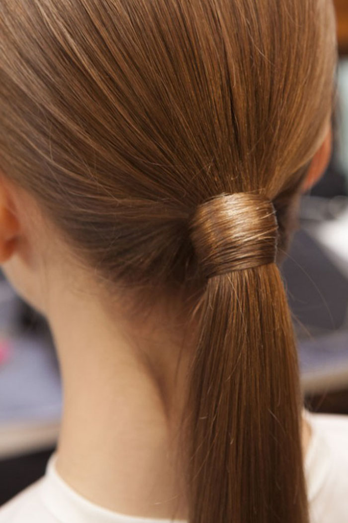 Easy Updos - Sleek Ponytail