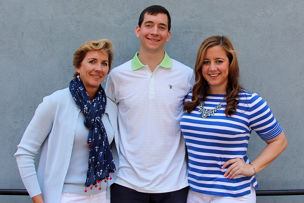 Summer Stripes | Family Shot
