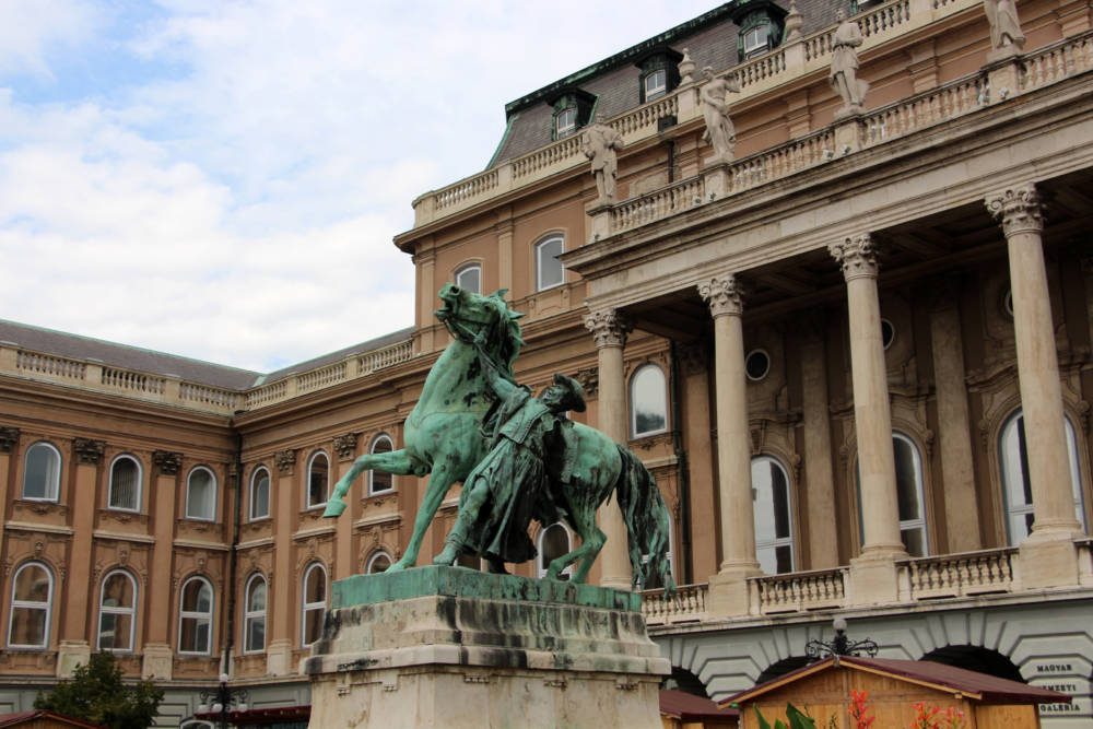 Buda Castle Courtyard Statue
