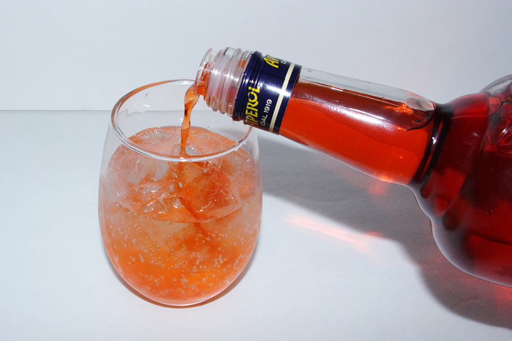 Making an Aperol Spritz Cocktail