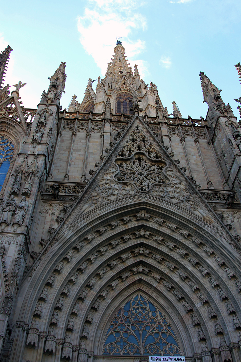 Front of the Catedral de Barcelona