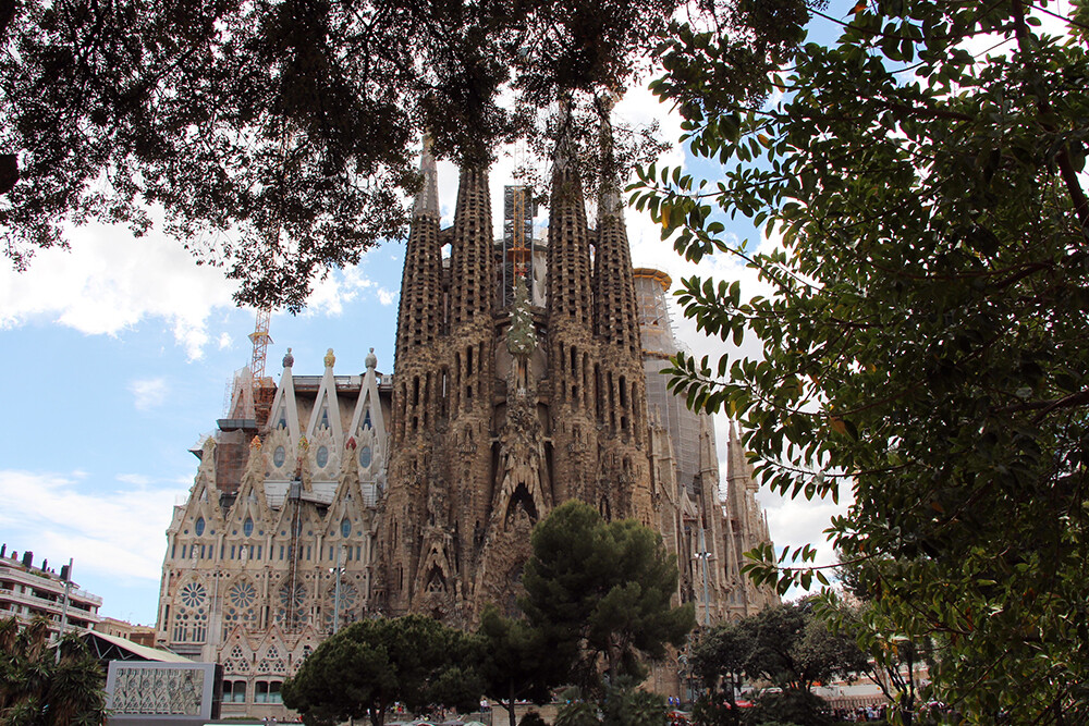 La Sagrada Familia from the Placa de Gaudí