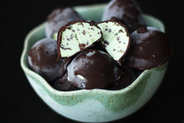 Pinterest Dessert Inspiration - Mint Chip Ice Cream Bon Bons