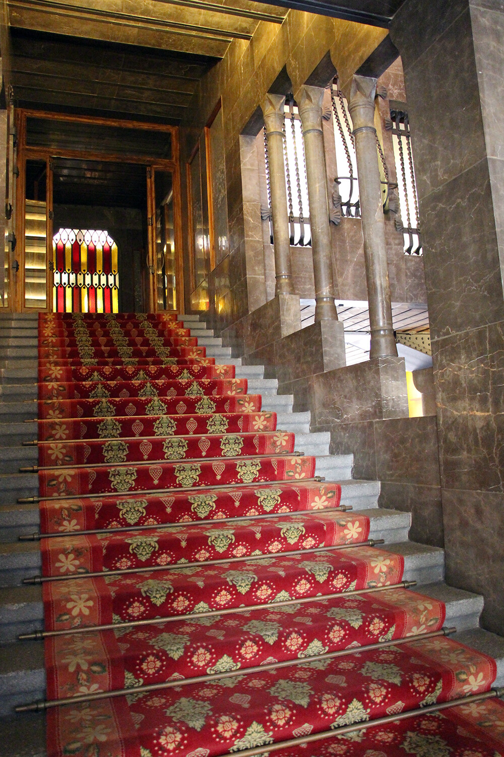 Palau Guell Vestibule