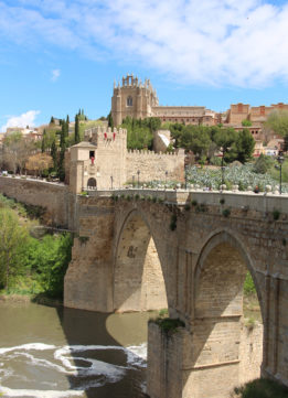 Puente de San Martín Bridge - Toledo Bus Tour