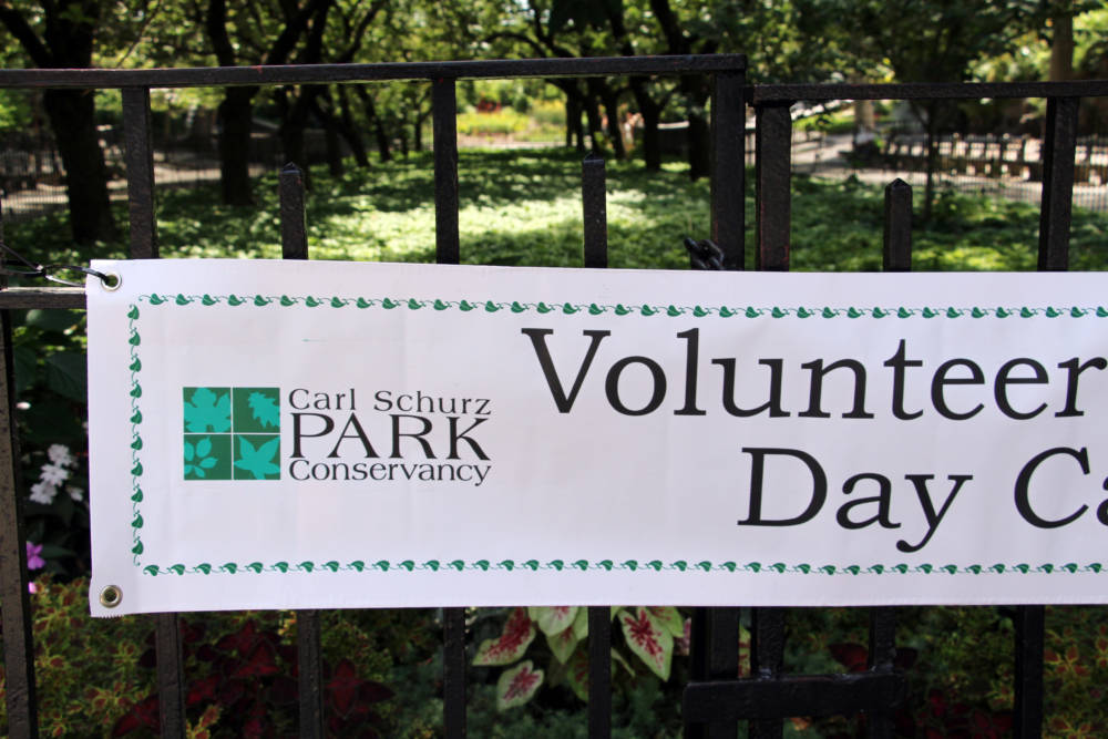 Carl Schurz Park Volunteer Day Sign