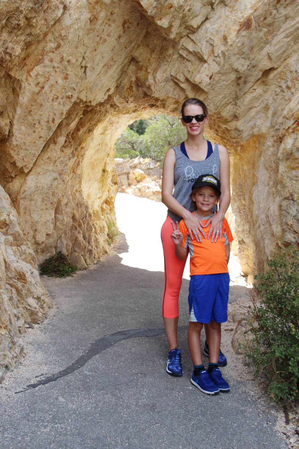 Hiking to the Timpanogos Cave National Monument