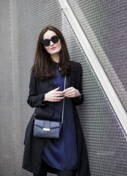 ANOUSKA PROETTA BRANDON in Black and Navy