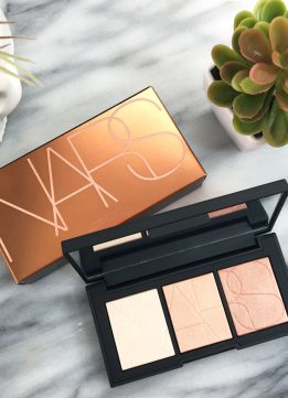 Summer's Best Makeup Palettes NARS Banc de Sable Highlighter Palette