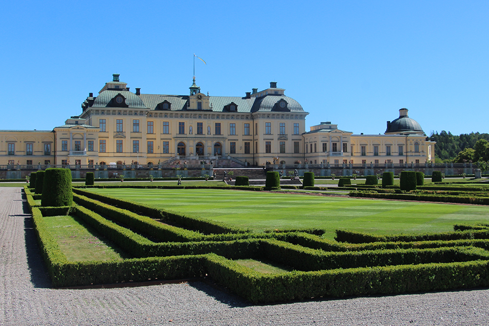 Hedges at Drottningholm Palace