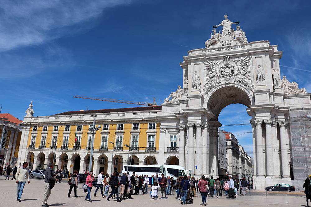 The grand Praca do Comercio square facing the Tagus River