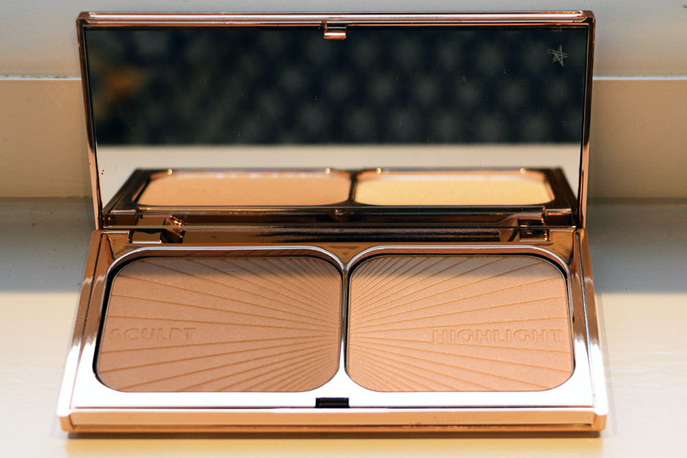 Charlotte Tilbury Filmstar Bronze and Glow in Light Medium