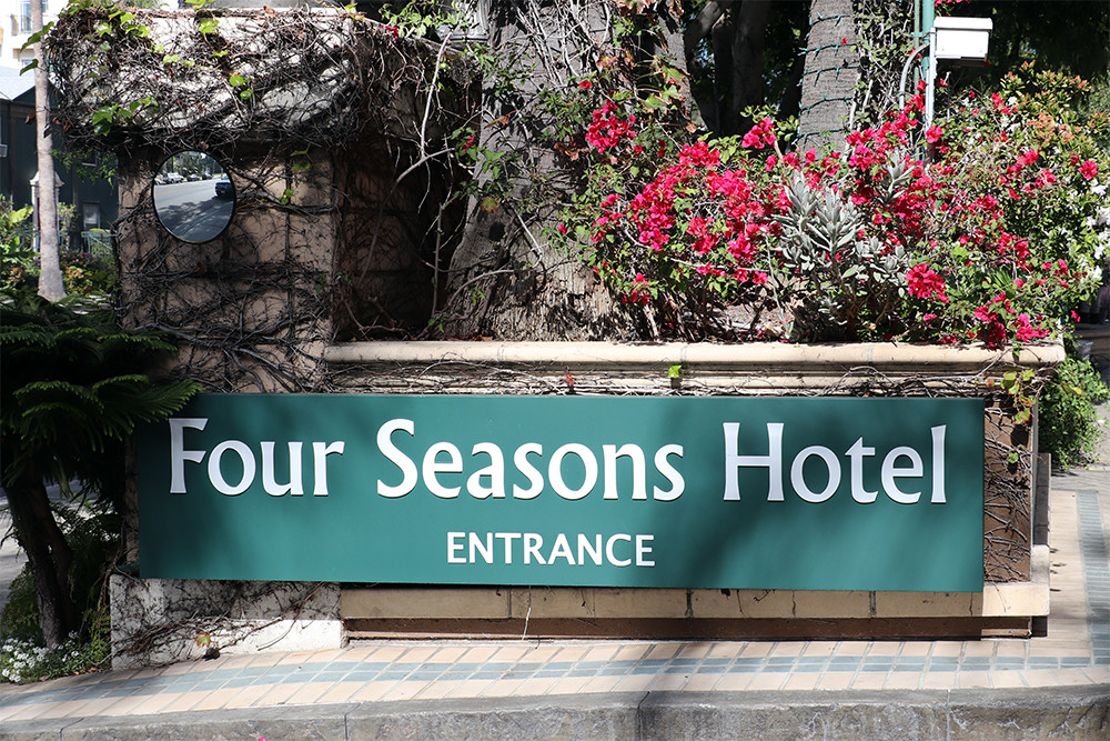 Four Seasons Beverly Hills Enterance