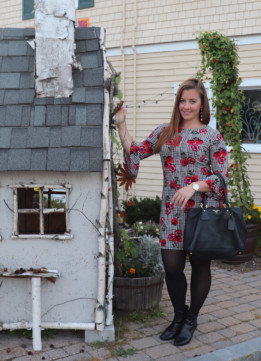 Floral Dress and Elf House 05