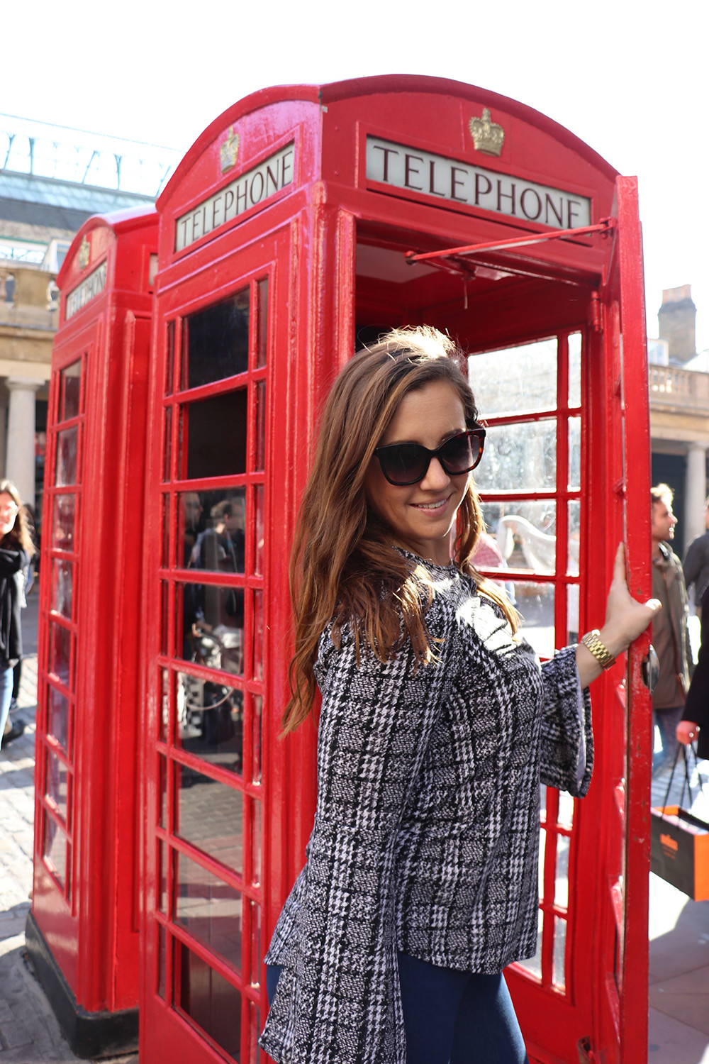 London Blogger in Marc Jacobssat Covent Garden