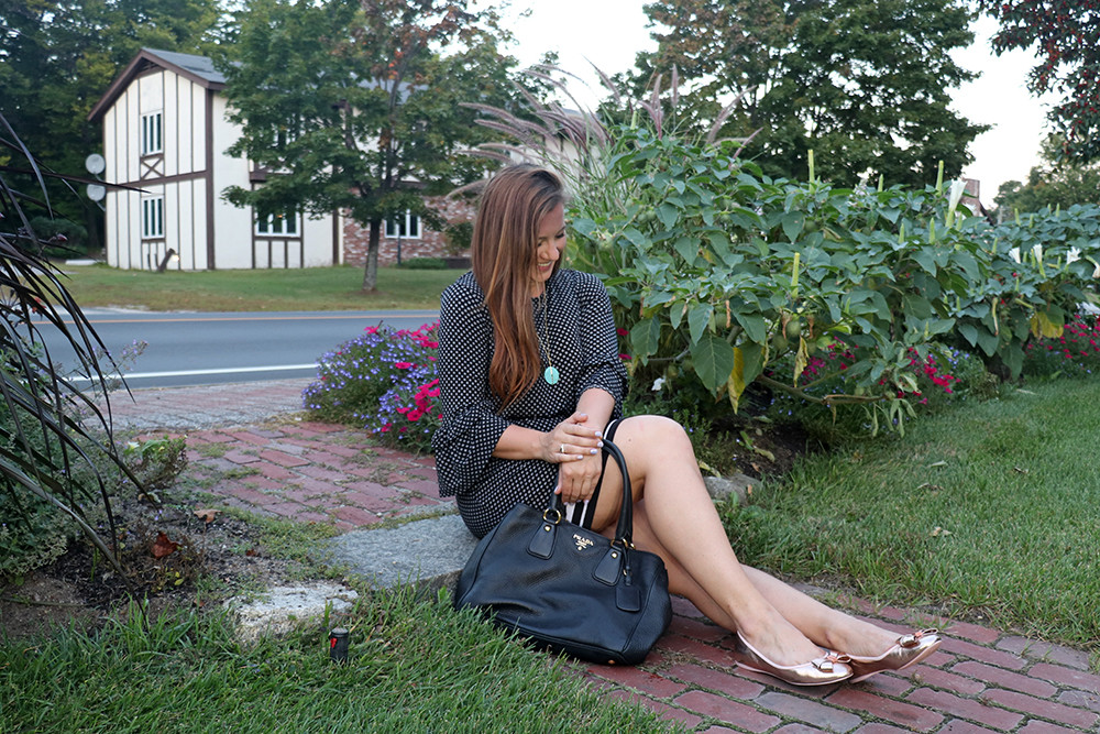 Monochrome Shift Dress and Prada Vitello Daino Shopper