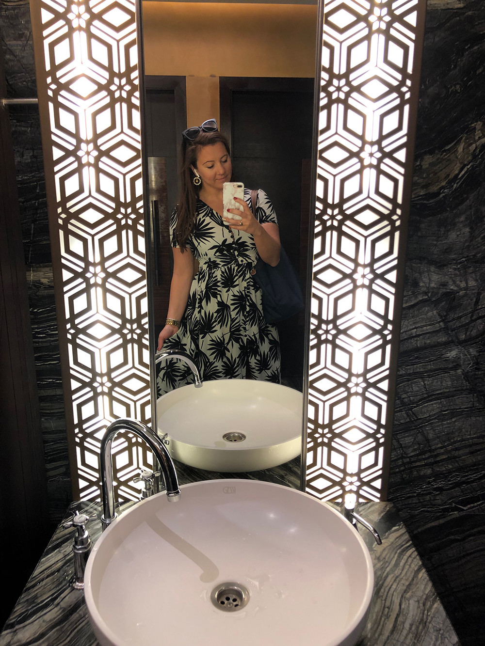 Exploring Doha - Westin Hotel Selfie