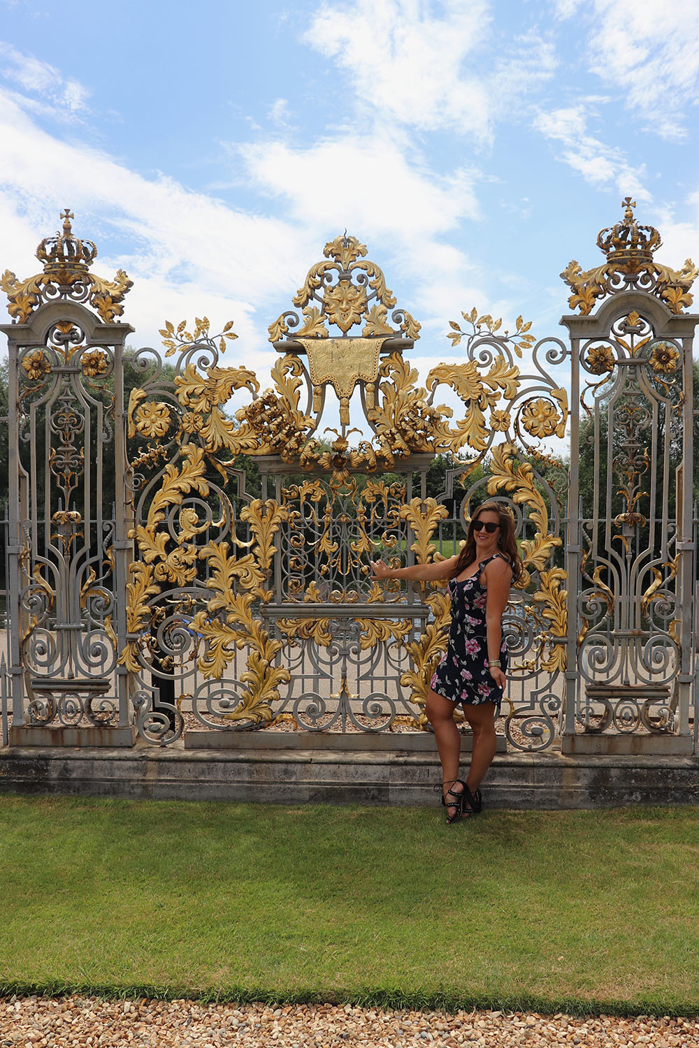 Florals at Hampton Court Fashion Blogger