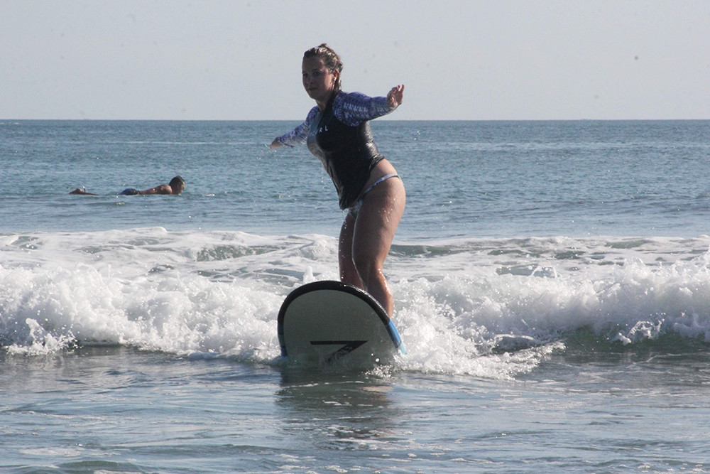 Surfing in Bali 06
