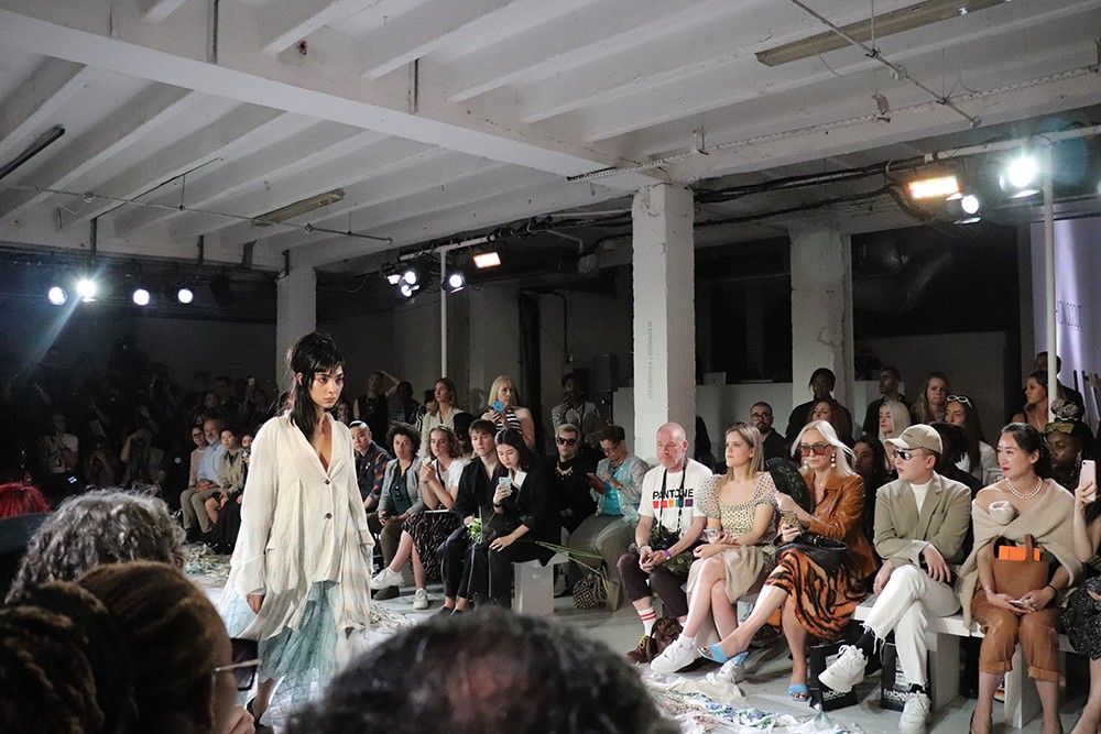London Fashion Week - Wen Pan Look
