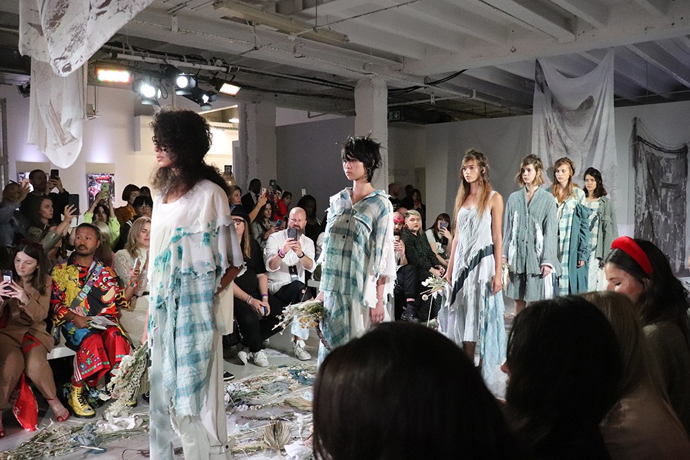 London Fashion Week - Wen Pan Show Finale