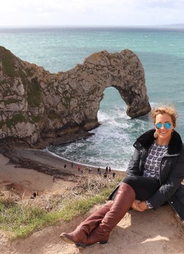London Blogger Sparkles and Shoes at the Durdle Door in the Jurassic Coast