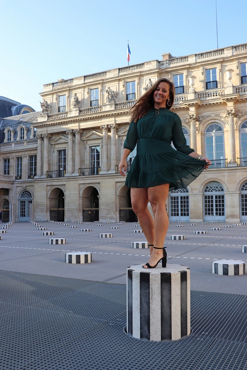 Paris Photoshoot - Fashion Blogger at Les Deux Plateaux