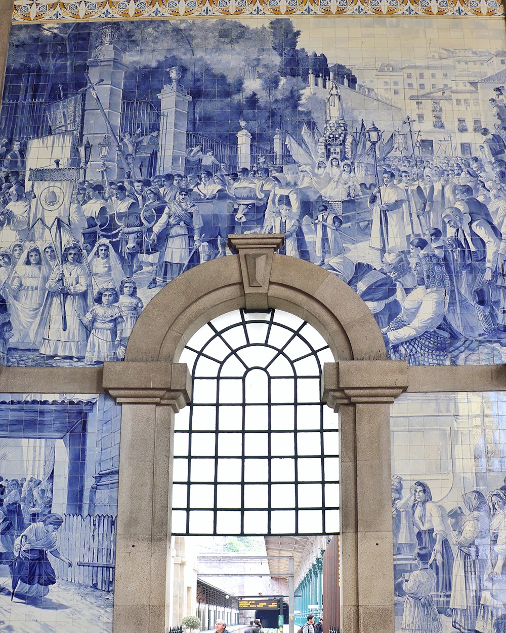 Porto Recommendations - Blue Tiles in the Sao Bento Train Station