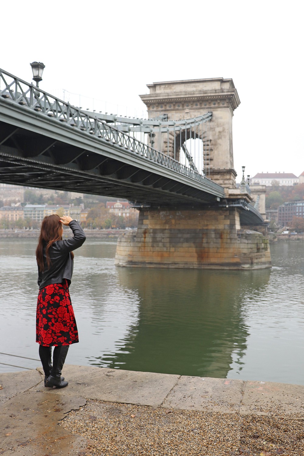 Fashion Blogger at the Chain Bridge in Budapest
