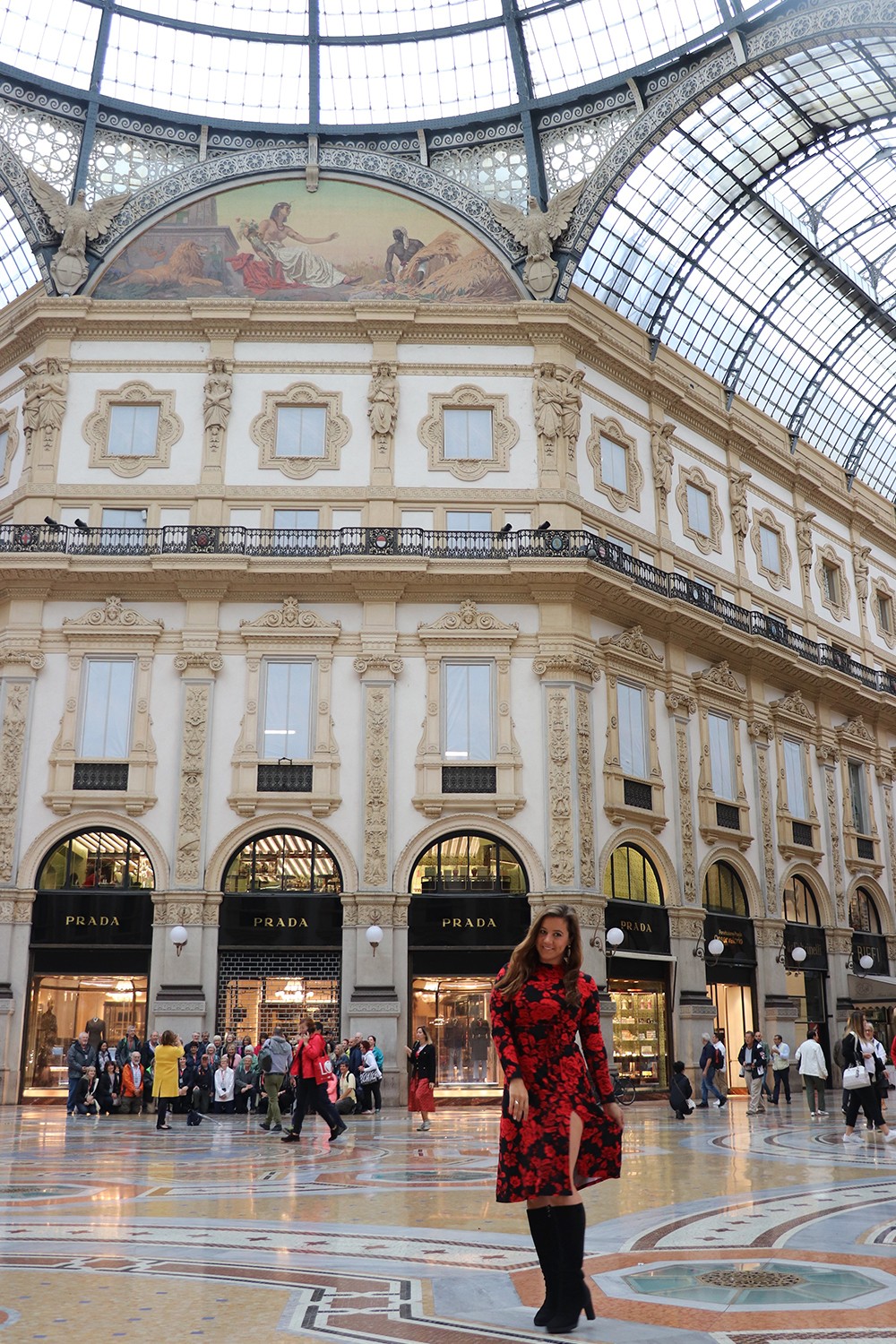 London Fashion Blogger at the Galleria Vittorio Emanuele II