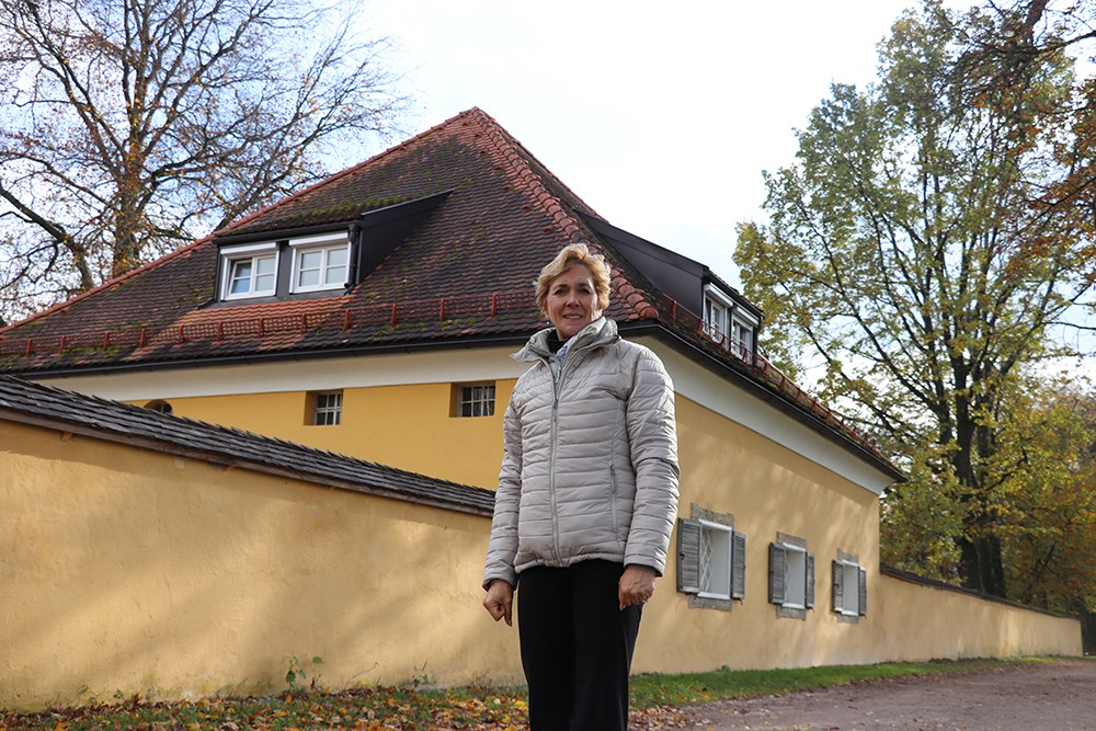 Mom Outside the Schloss Frohnburg