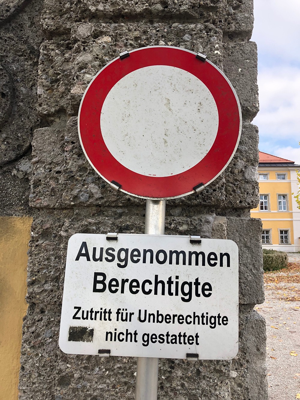 Schloss Frohnburg - Do Not enter