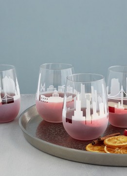 Sparkles and Shoes Gift Guide - Hard to Buy For - Etched Skyline Wine Glass