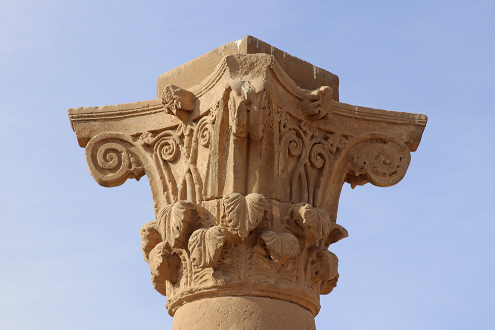 Detailed Capital at Dendera