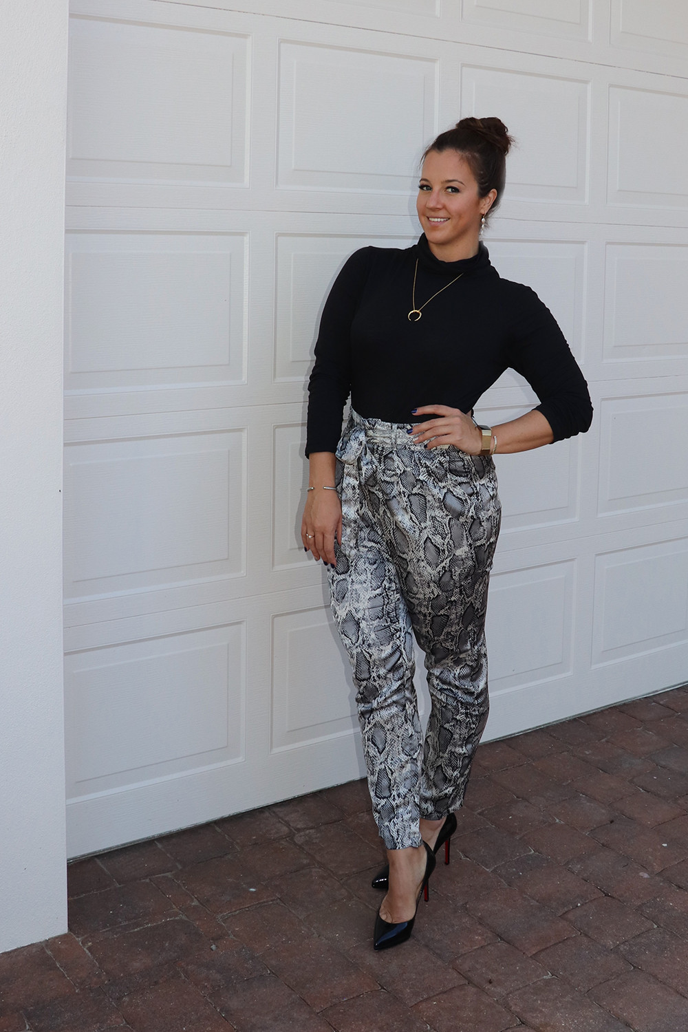 London Fashion Blogger in BB Dakota Snake Print Pants and Christian Louboutin Pillage Plato 120 Pumps