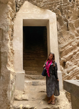 Travel Blogger in the Hall of Caracalla