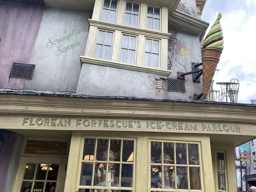 Florean Fortescue's Ice-Cream Parlour at Wizarding World of Harry Potterjpg