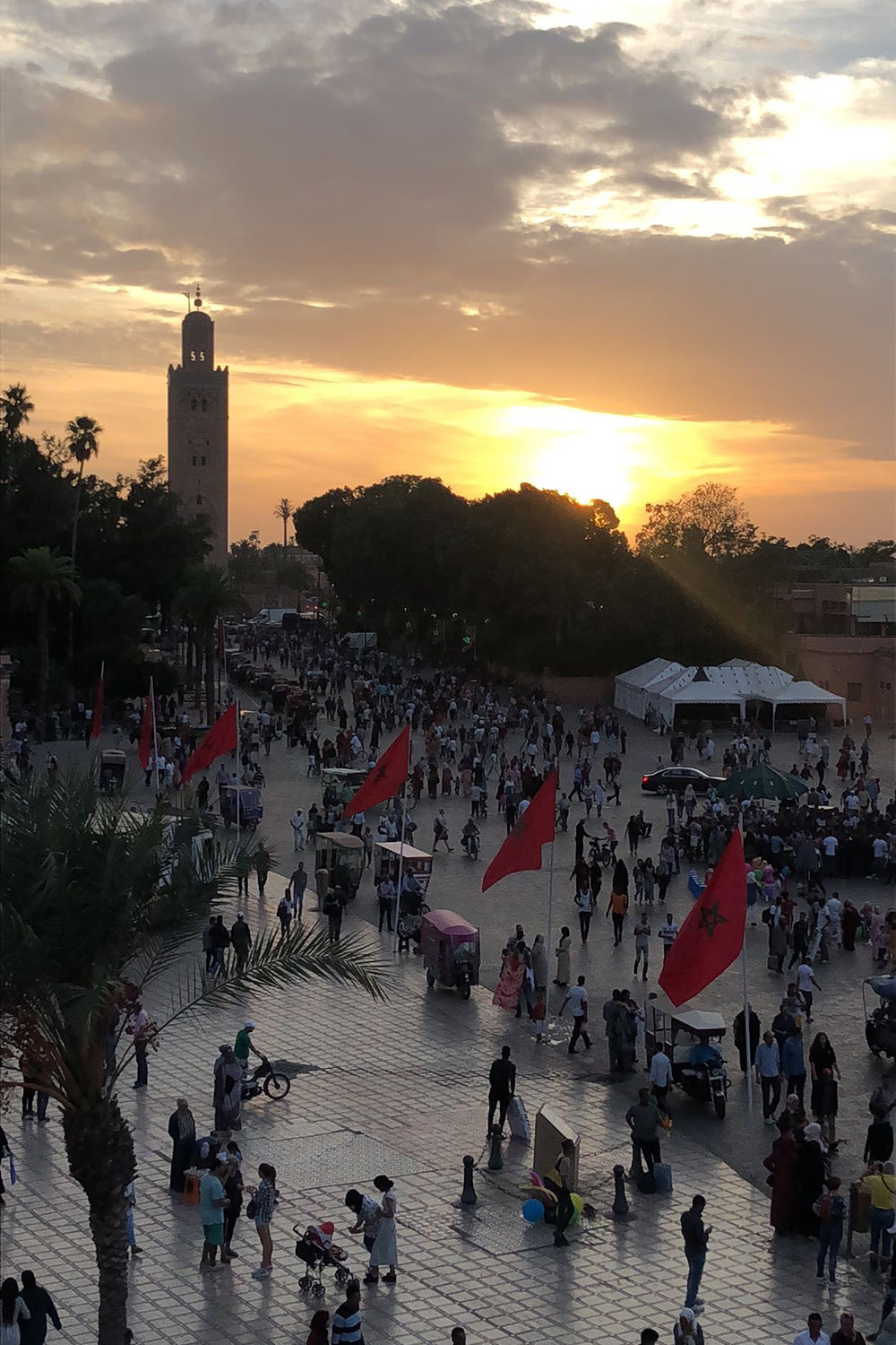 Sunset in the Plaza Jemaa el-Fnaa