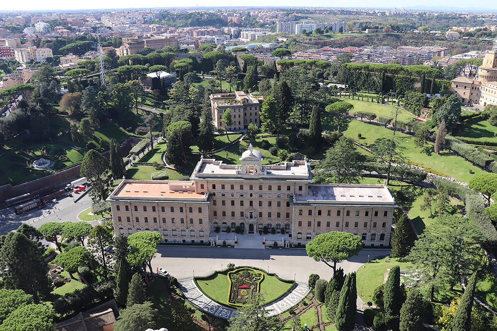 Cappella di Santa Maria Regina della Famiglia from the top of St. Peter's Basilica