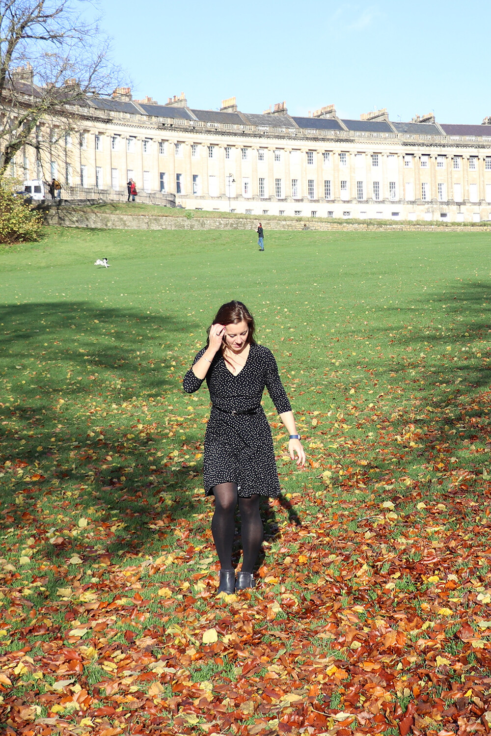 Casual Travel Blogger Outfit in Bath&nbsp;