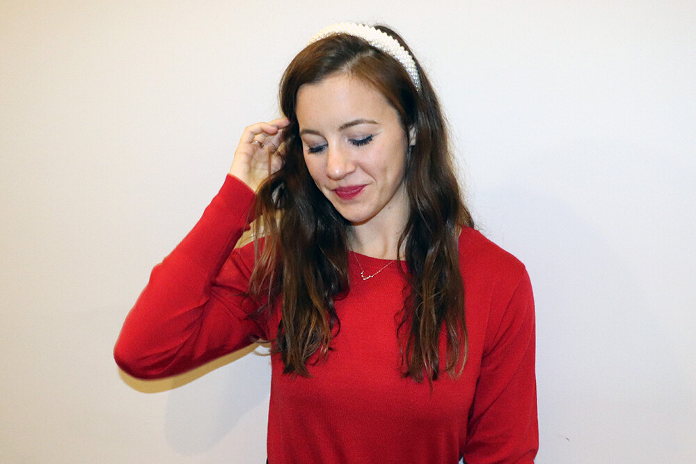 Faux Pearl Decor Headband and Zodiac Constellation Necklace