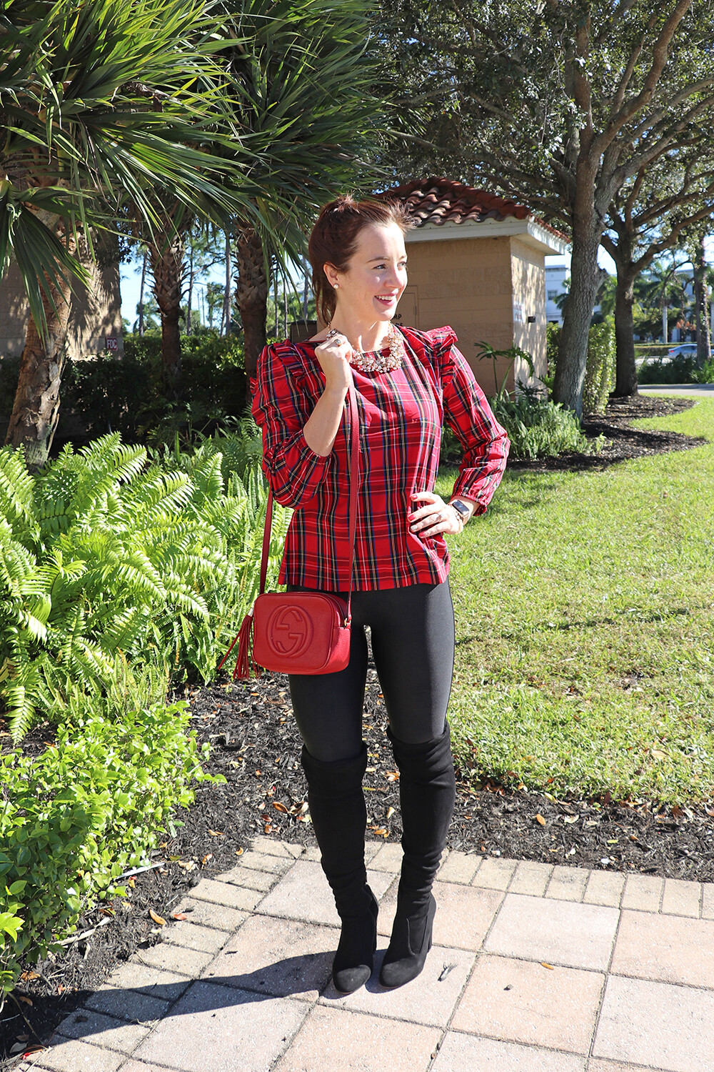 Fashion Blogger in Red and Black Christmas Outfit