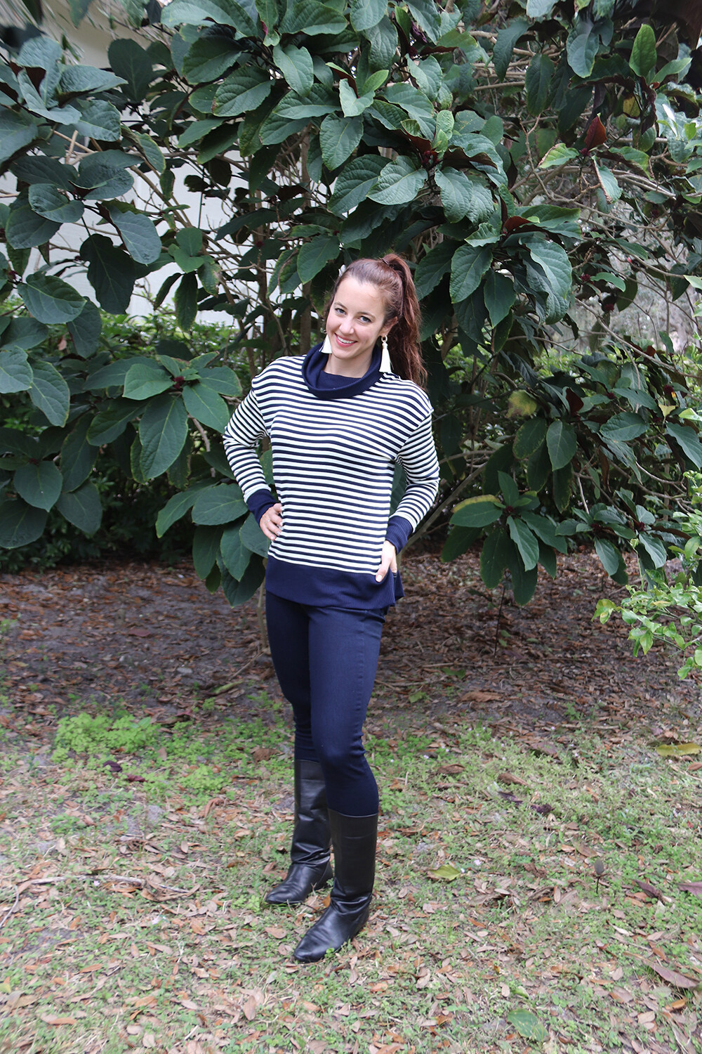 Fashion Blogger in Softspun Cowl Neck Stripes Top and Good American Jeans