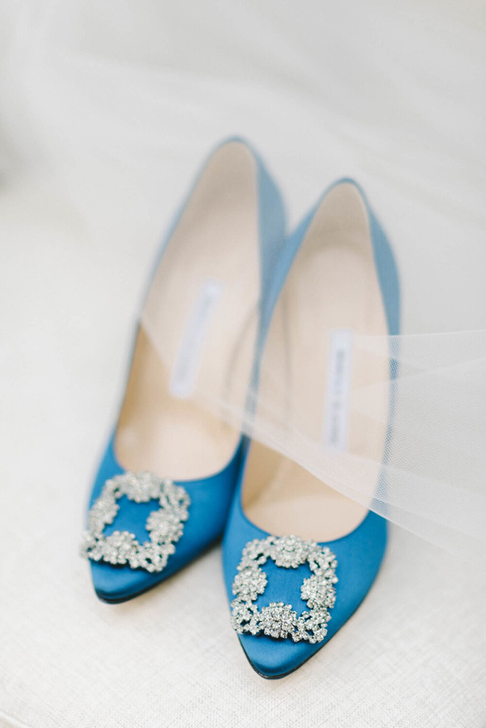 Manolo-Blahnik-photo-by-Elizabeth-Fogarty